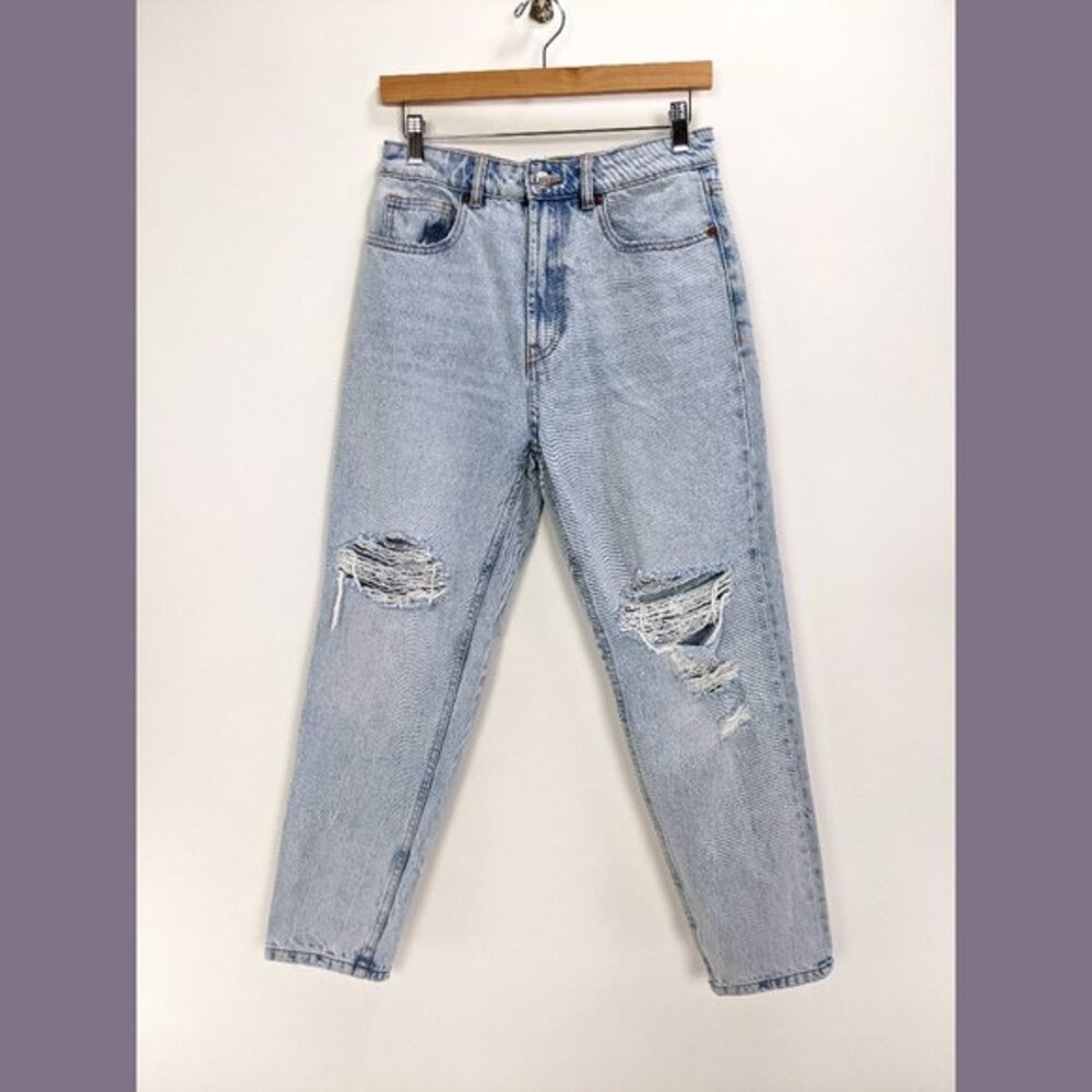ZARA Size 6 Womens Distressed Ripped High Rise Mom Jeans in Light Blue